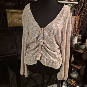 H & M Ruched Ditzy Floral Crop Top Long Sleeve. Size Large Boho